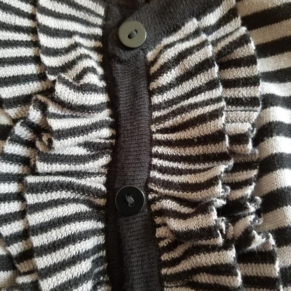 Tracy M. Cardigan. Size Large - Picture 3 of 11